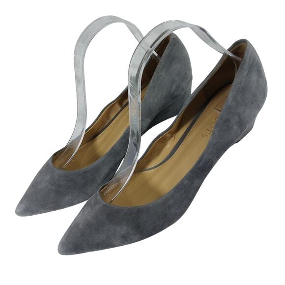 TALBOTS! SOFT DOVE GRAY GENUINE SUEDE LEATHER WEDGE HEEL PUMPS, HEELS! SZ 9M - Picture 1 of 12
